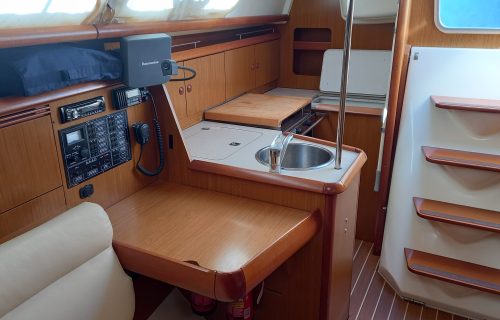 SUN-ODYSSEY-32i-sailing altea