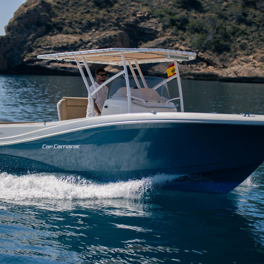 Cap Camarat 7.5 CON CAPITAN
